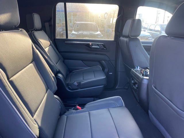 2026 Chevrolet Suburban Premier, RWD