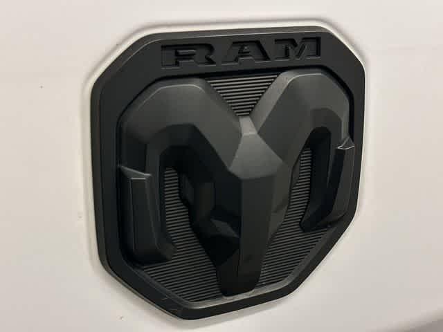 2020 Ram 1500 Big Horn Crew Cab 4x4 57 Box