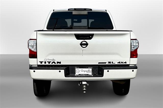 2018 Nissan TITAN SL