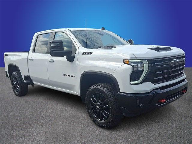 2025 Chevrolet Silverado 2500HD 4WD Crew Cab Standard Bed LT