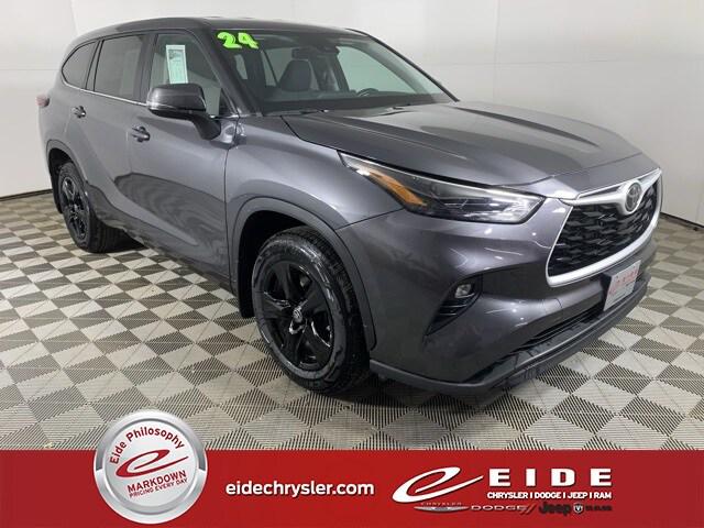 2024 Toyota Highlander LE 2024 Toyota Highlander LE