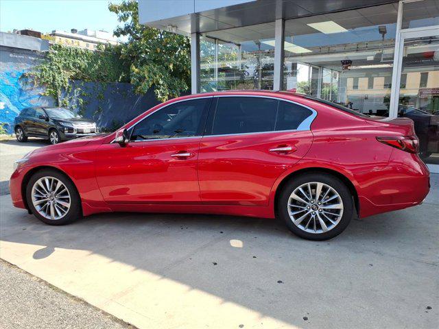 2022 INFINITI Q50 LUXE AWD