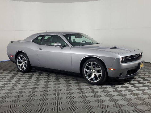 2016 Dodge Challenger SXT Plus