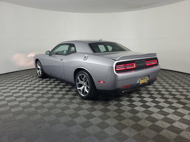 2016 Dodge Challenger SXT Plus