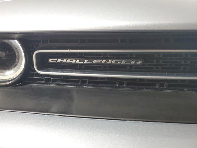 2016 Dodge Challenger SXT Plus