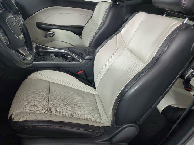 2016 Dodge Challenger SXT Plus