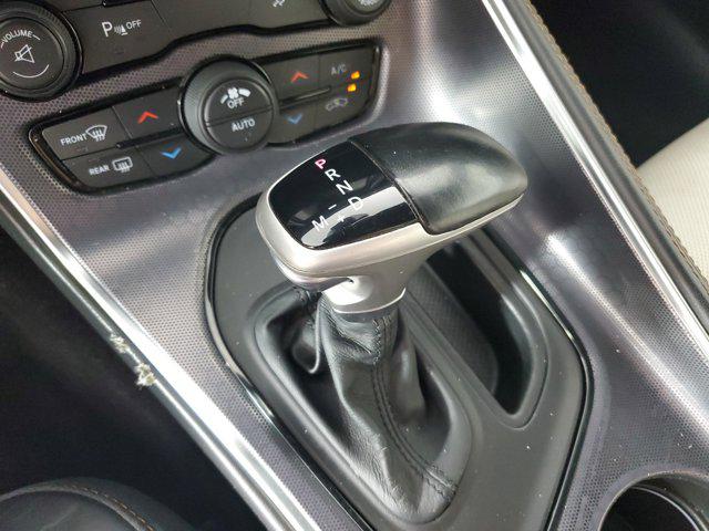 2016 Dodge Challenger SXT Plus