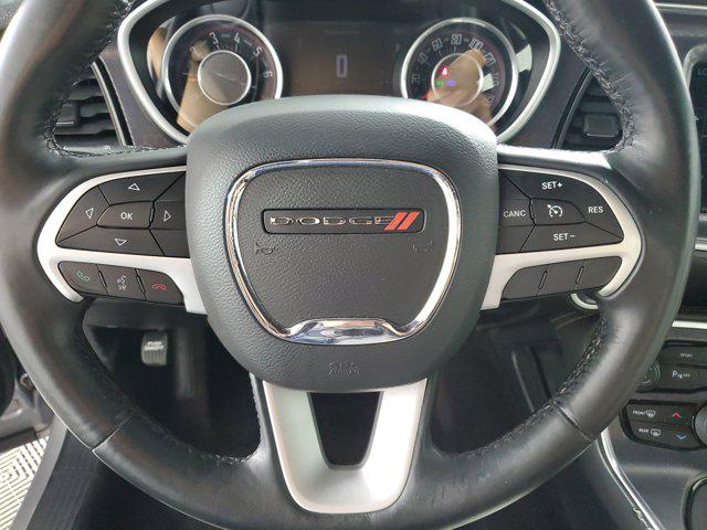 2016 Dodge Challenger SXT Plus