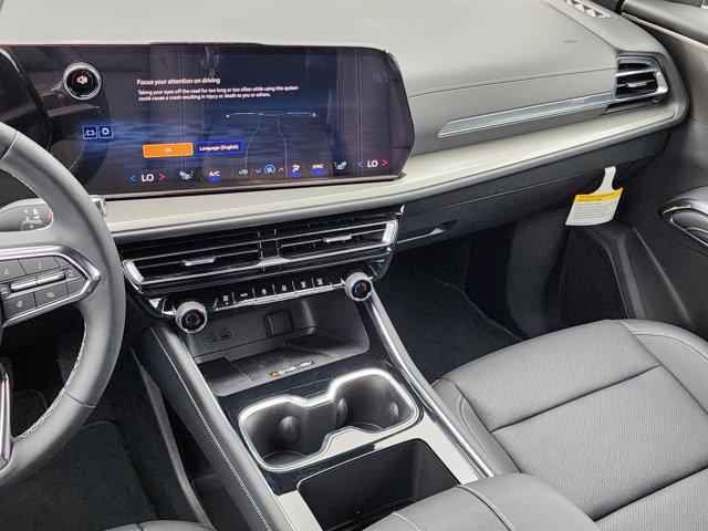 2025 Chevrolet Traverse FWD LT