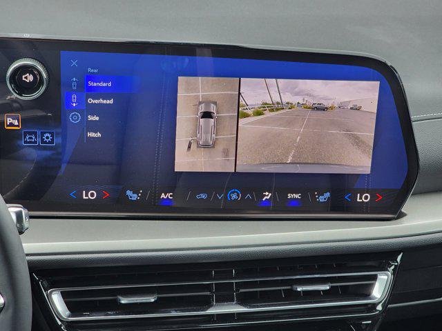 2025 Chevrolet Traverse FWD LT