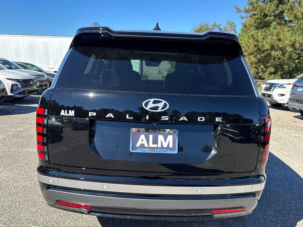 New 2026 Abyss Black HYUNDAI Limited FWD image 5