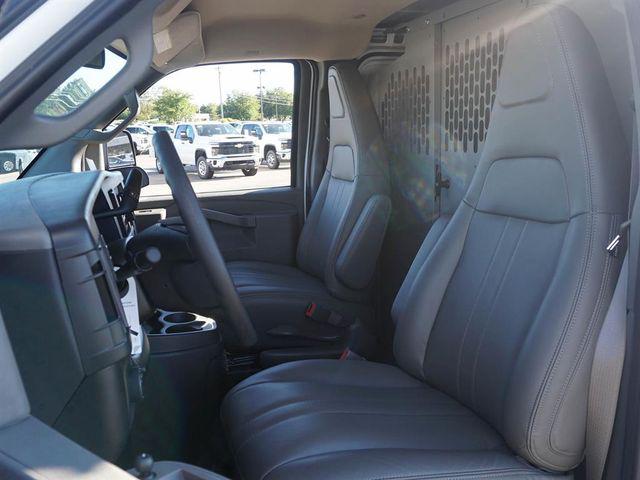 2025 Chevrolet Express Cargo Van RWD 2500 Extended Wheelbase WT
