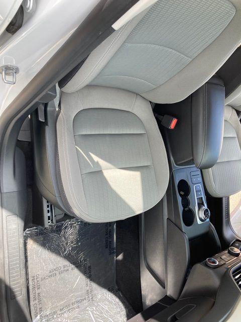 2022 Ford Escape S