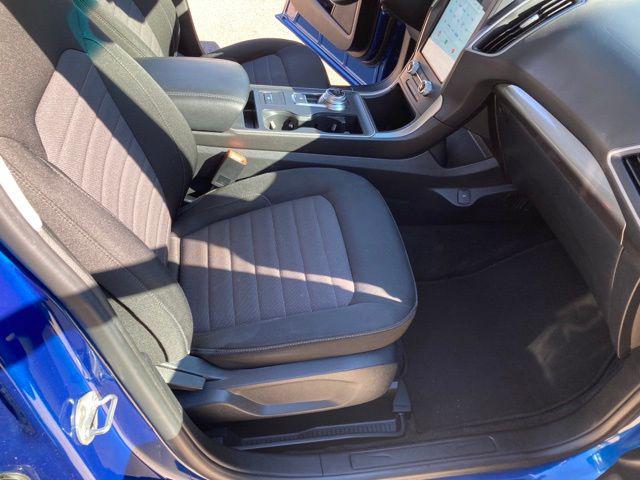2020 Ford Edge SE