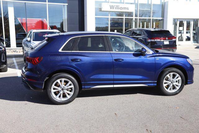 2025 Audi Q3 Premium 45 TFSI S line quattro Tiptronic