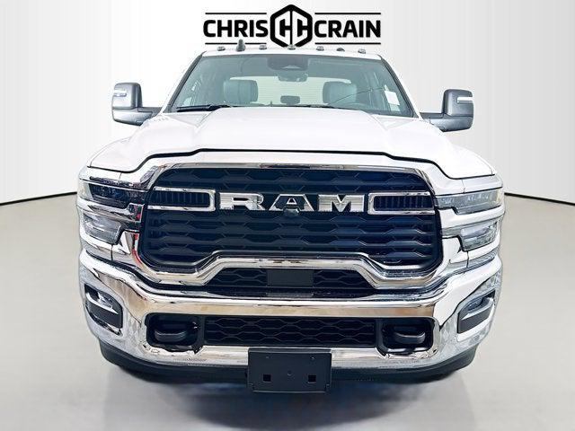 2026 RAM Ram 3500 Chassis Cab RAM 3500 TRADESMAN CREW CAB CHASSIS 4X4 60 CA