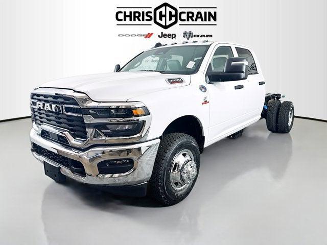 2026 RAM Ram 3500 Chassis Cab RAM 3500 TRADESMAN CREW CAB CHASSIS 4X4 60 CA