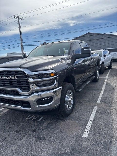 2026 RAM Ram 2500 RAM 2500 TRADESMAN CREW CAB 4X4 64 BOX