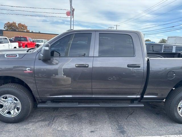 2026 RAM Ram 2500 RAM 2500 TRADESMAN CREW CAB 4X4 64 BOX
