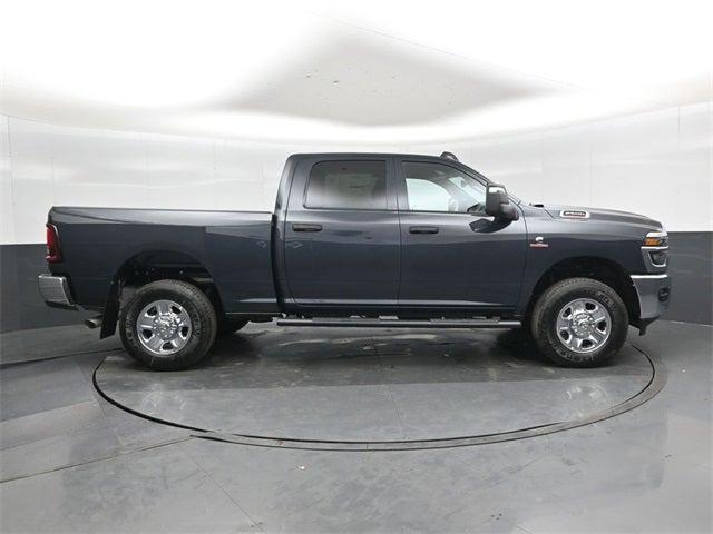 2026 RAM Ram 2500 RAM 2500 TRADESMAN CREW CAB 4X4 64 BOX