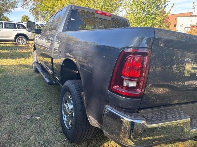 2026 RAM Ram 2500 RAM 2500 TRADESMAN CREW CAB 4X4 64 BOX 2026 RAM Ram 2500 RAM 2500 TRADESMAN CREW CAB 4X4 64 BOX