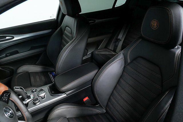 2025 Alfa Romeo Stelvio STELVIO INTENSA AWD 2025 Alfa Romeo Stelvio STELVIO INTENSA AWD