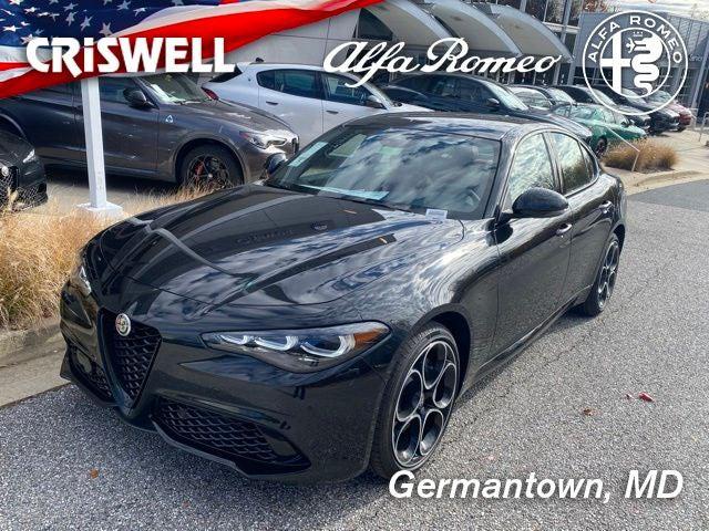 2025 Alfa Romeo Giulia GIULIA AWD 2025 Alfa Romeo Giulia GIULIA AWD
