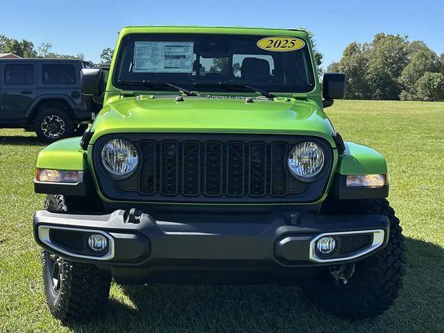 2025 Jeep Gladiator GLADIATOR HIGH TIDE 4X4 2025 Jeep Gladiator GLADIATOR HIGH TIDE 4X4