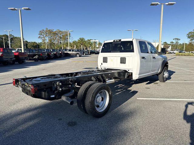 2026 RAM Ram 5500 Chassis Cab RAM 5500 TRADESMAN CHASSIS CREW CAB 4X4 84 CA