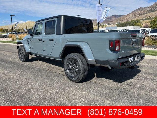 2025 Jeep Gladiator Sport S