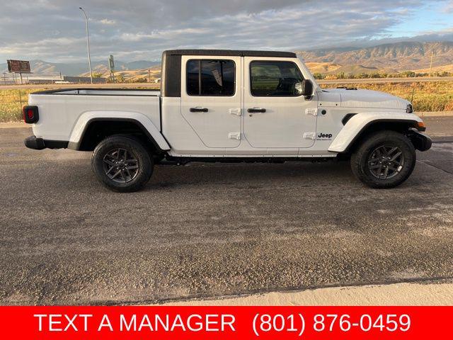 2025 Jeep Gladiator Sport S