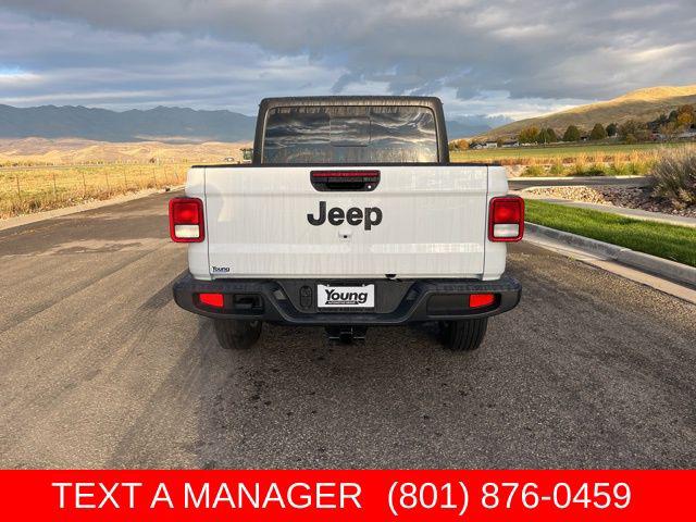 2025 Jeep Gladiator Sport S