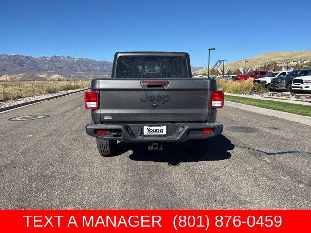 2025 Jeep Gladiator Sport S