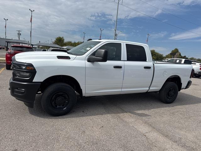 2026 RAM Ram 2500 RAM 2500 TRADESMAN CREW CAB 4X2 64 BOX