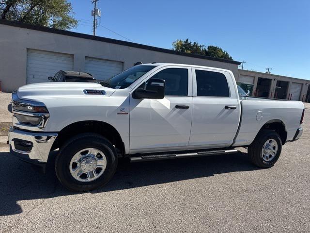 2026 RAM Ram 2500 RAM 2500 TRADESMAN CREW CAB 4X4 64 BOX