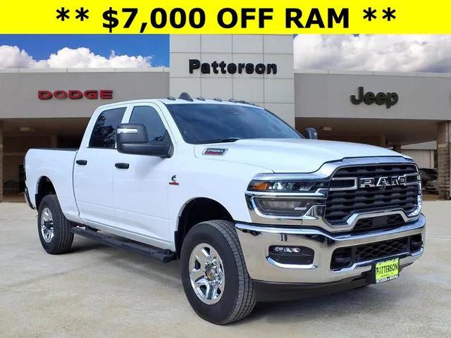 2026 RAM Ram 2500 RAM 2500 TRADESMAN CREW CAB 4X4 64 BOX