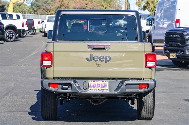 2025 Jeep Gladiator GLADIATOR SPORT S 4X4 2025 Jeep Gladiator GLADIATOR SPORT S 4X4