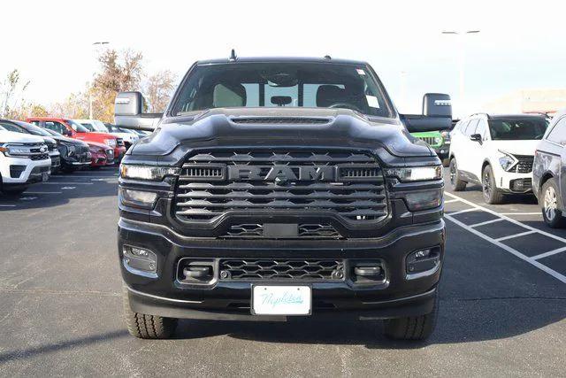 2026 RAM Ram 2500 RAM 2500 BLACK EXPRESS CREW CAB 4X4 64 BOX