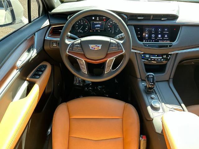 2025 Cadillac XT5 FWD Premium Luxury