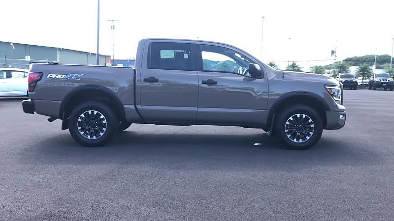 2021 Nissan TITAN Crew Cab PRO-4X 4x4