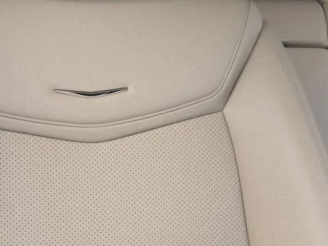 2025 Cadillac XT5 AWD Premium Luxury