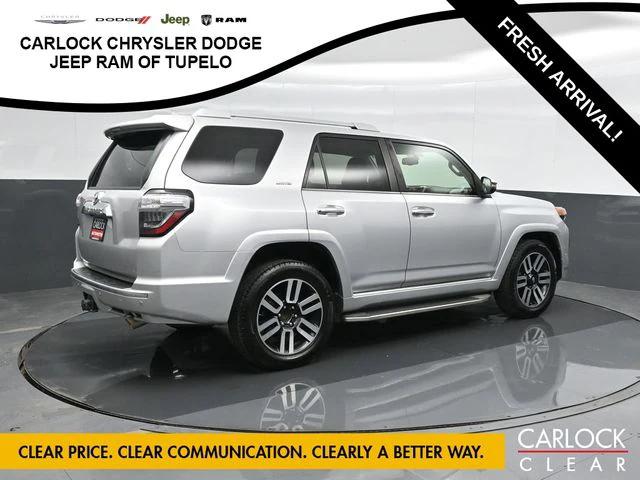 2018 Toyota 4Runner SR5 2018 Toyota 4Runner SR5
