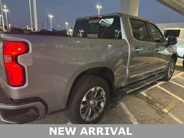 2023 Chevrolet Silverado 1500 4WD Crew Cab Short Bed High Country