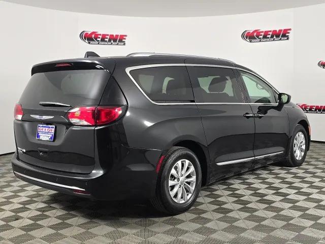 2018 Chrysler Pacifica Touring L 2018 Chrysler Pacifica Touring L