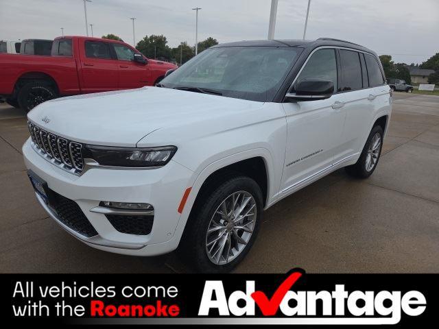 2025 Jeep Grand Cherokee GRAND CHEROKEE SUMMIT 4X4