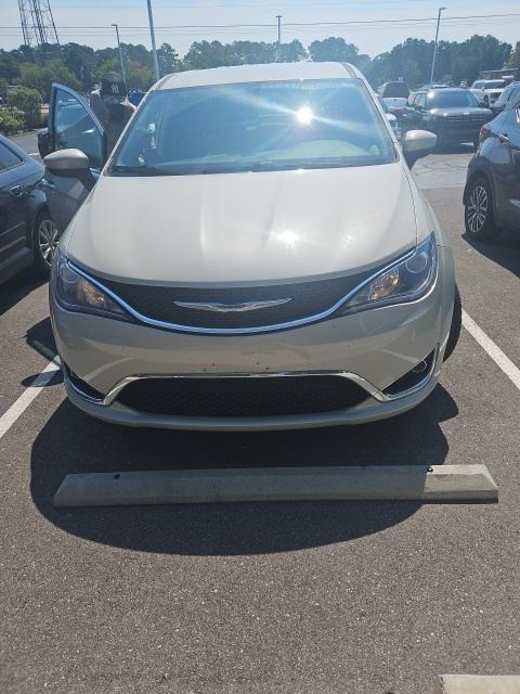 2017 Chrysler Pacifica Touring Plus