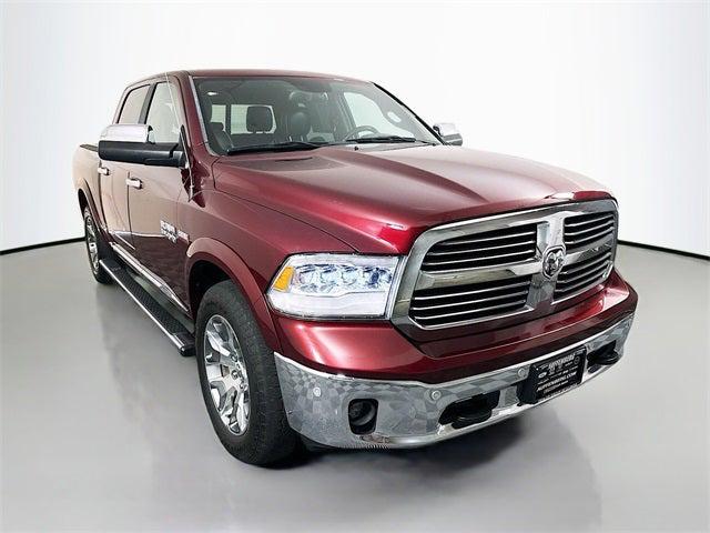 2017 RAM 1500 Limited Crew Cab 4x4 57 Box 2017 RAM 1500 Limited Crew Cab 4x4 57 Box