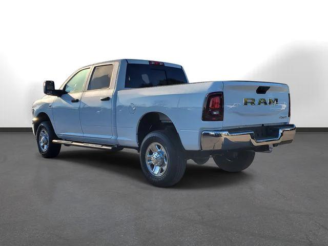 2025 RAM 2500 Tradesman Crew Cab 4x4 64 Box