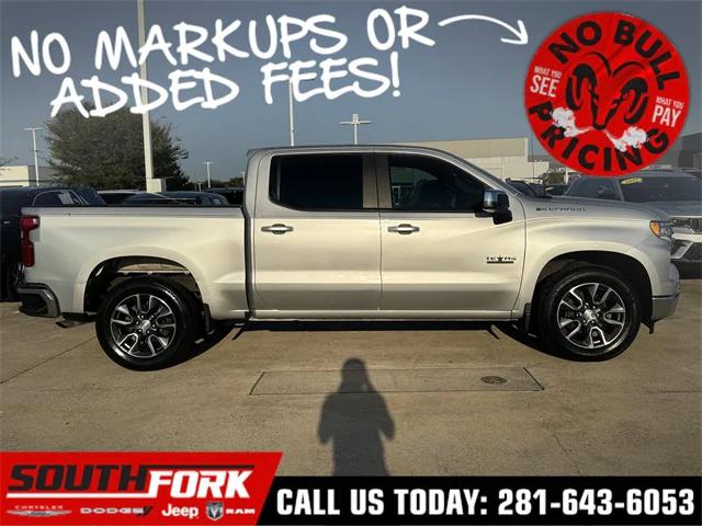 2022 Chevrolet Silverado 1500 2WD Crew Cab Short Bed LT