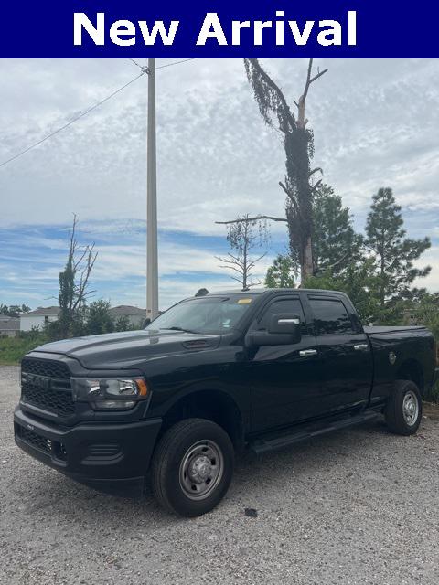 2024 RAM 2500 Tradesman Crew Cab 4x4 64 Box